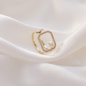 Trendy Zircon Ladies Rings